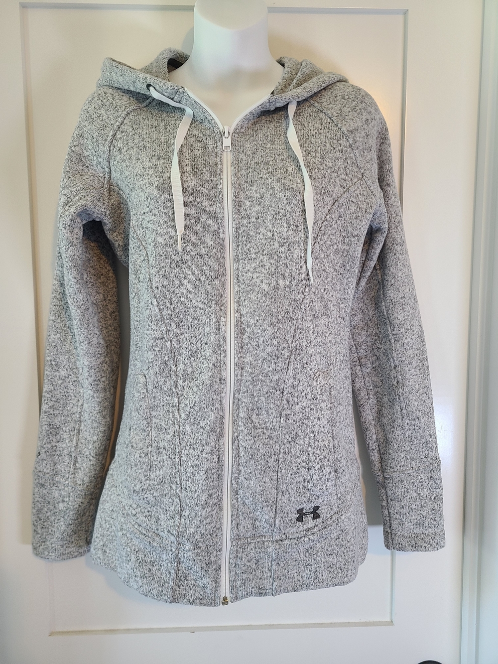 Under Armour Women’s Gray Full-Zip Hooded Jacket